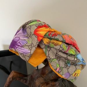 Gucci Headband / Silk Turban Wrap size M new with tags dust bag and store bag